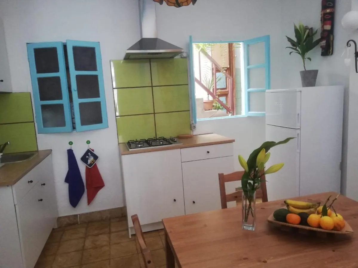 Apartment Apartamento Patricia Hermigua Spanien